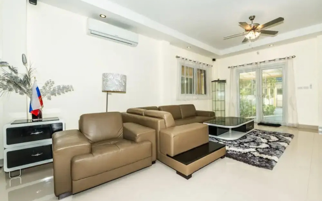 Platinum 3 bedrooms villa pool garden