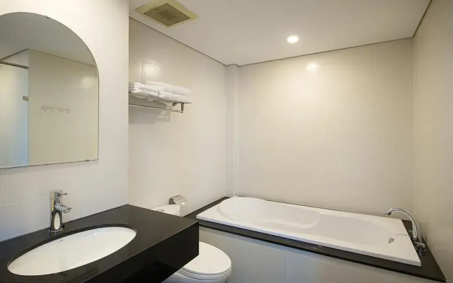 C Central Hotel