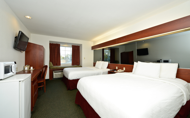 Americas Best Value Inn & Suites Lake Charles at I-210 E 5
