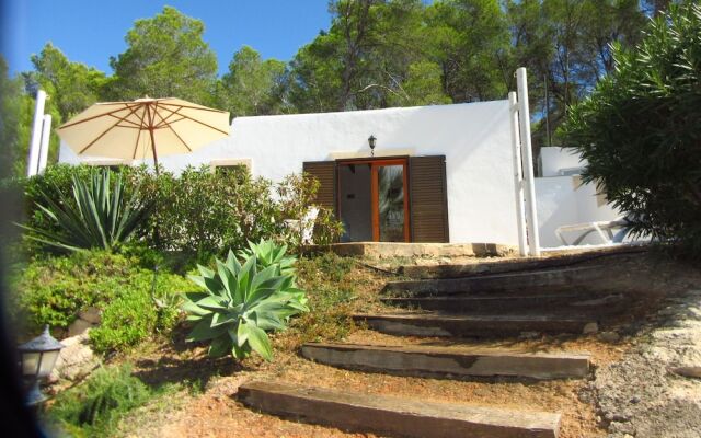 Quiet Bungalow in Santa Eulària des Riu on Balearic Islands