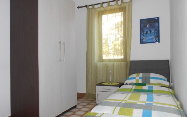 Apartment Near Novalja Center