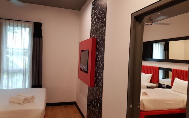 Tune Hotel KLIA - KLIA2