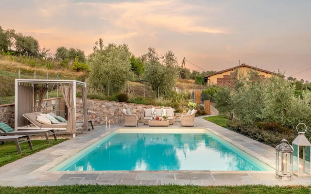 Valle del Sole Winery Farmhouse