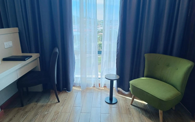Lintas Platinum Hotel