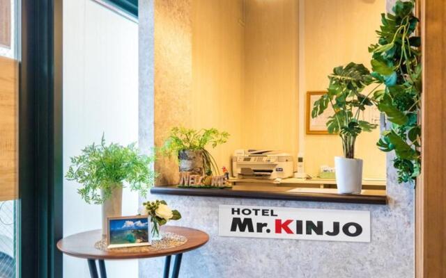 Mr.KINJO in Nica’s Makishi Station