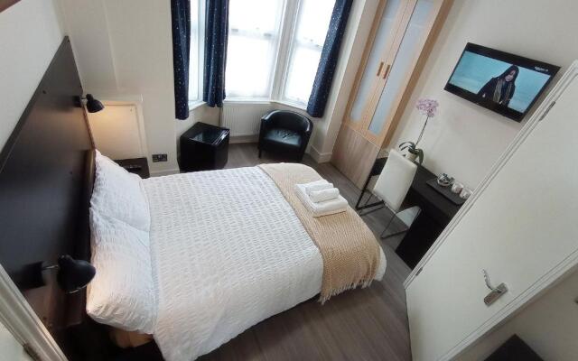 The Little Studio- Self contained one bed studio flat