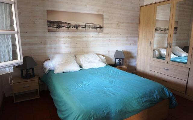 642 Avenue De L'Aviation -044