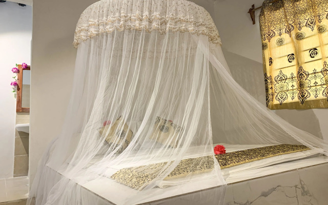 African Paradise Beach Hotel