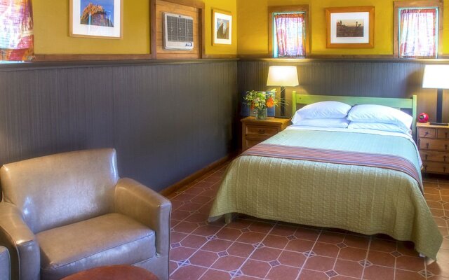 Spin and Margie's Desert Hideaway