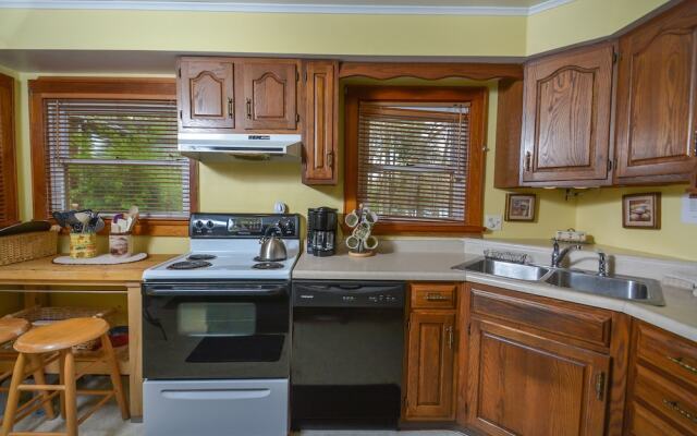 Whispering Oaks 3 Bedroom House