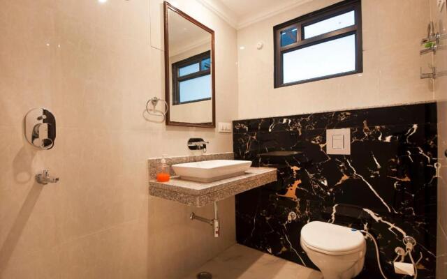 Hotel Almora Near Delhi Airport