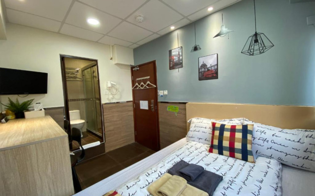 Paris Guesthouse