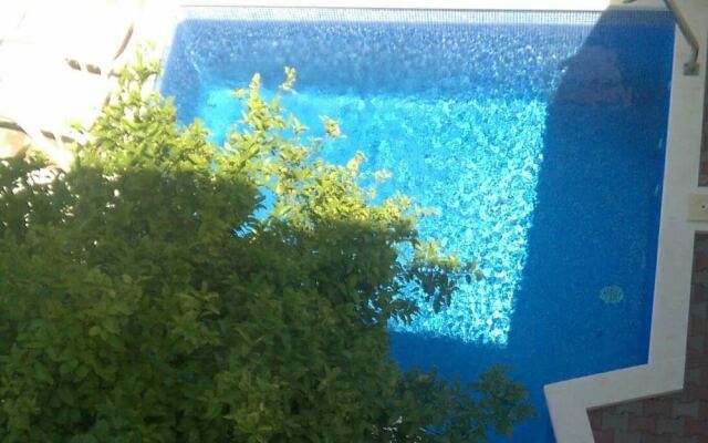 Modern Apartment in Okrug Gornji With Swimming Pool