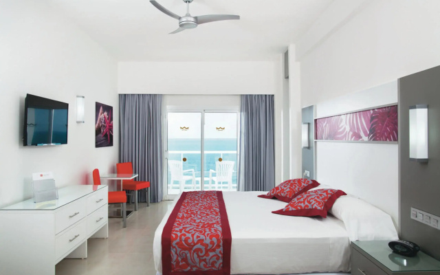 Hotel Riu Playa Blanca - All Inclusive