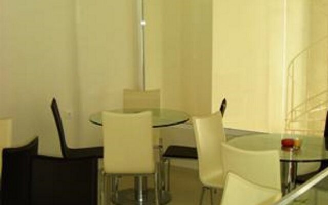 Cosmos Hotel
