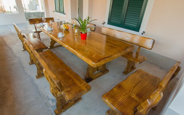 Holiday Home Belakušic