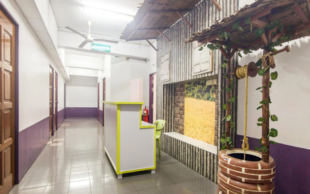 OYO 880 Hotel Purple Town