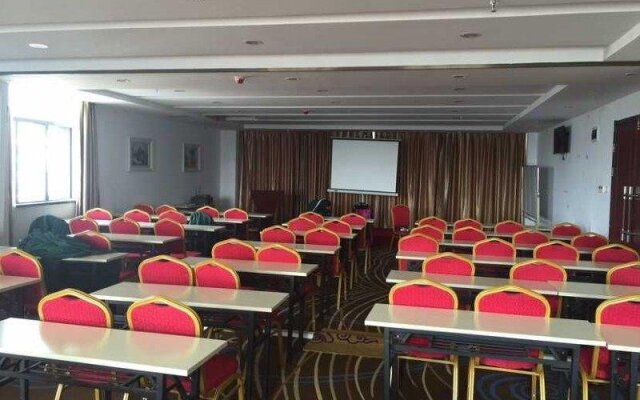 Super 8 Hotel Xianning Yinquan Shizhengfu