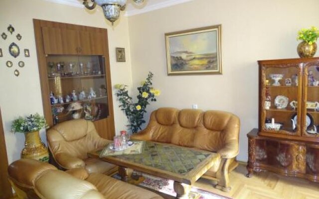 Apartment on Sulkhan-Saba Roma