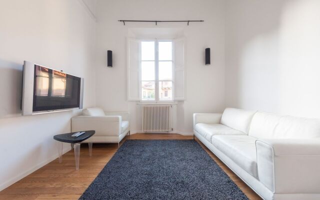 Short-let Florence Apartment Parione