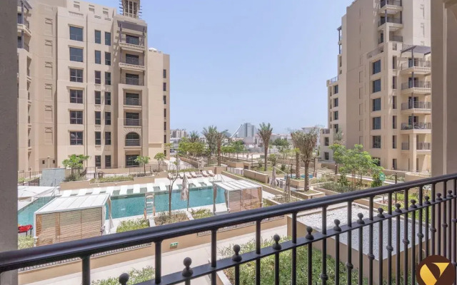 Elegant MJL Pool View Near Burj Al Arab