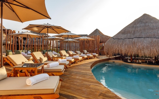 Hotel Shibari Tulum - Restaurant & Cenote Club