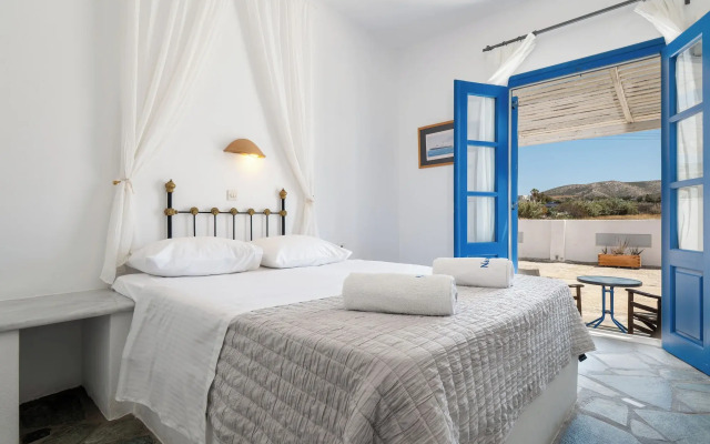 Naoussa Hotel Paros by Booking Kottas