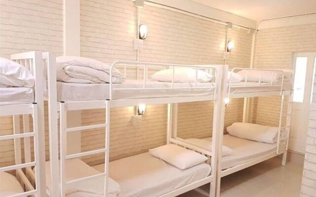 3plus1 Hostel - Adults Only