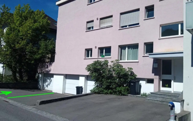 Schöne grosse Attika-Wohnung im Zentrum von Vaduz inkl. Parkplatz