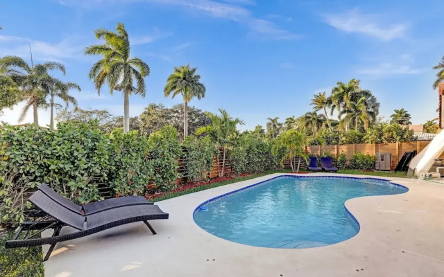 Renovated 5 Br Home with Heated Pool