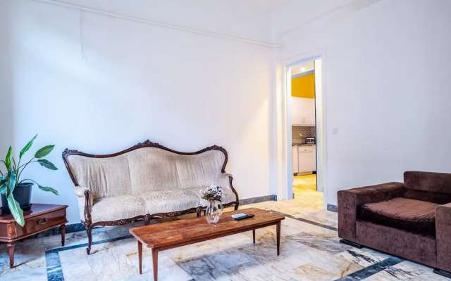 Stylish Flat With Excellent Location in Beyoglu
