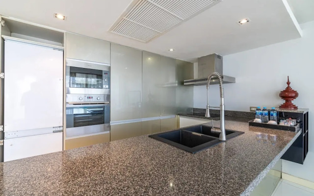 Phuket Moonlit Bay Seaview Resort&Spa