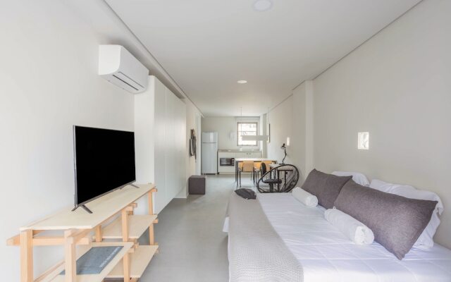 Tabas by Blueground União Continental