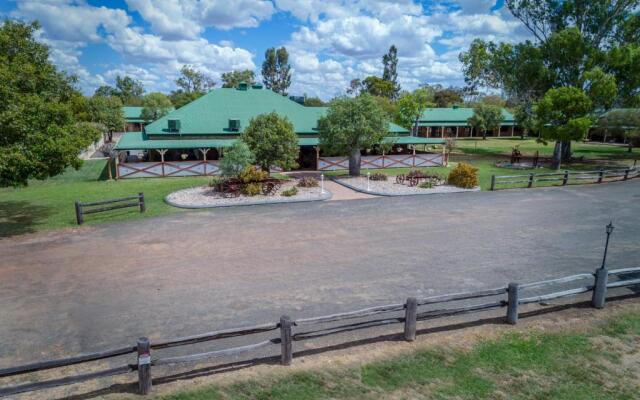Quality Inn Overlander Homestead