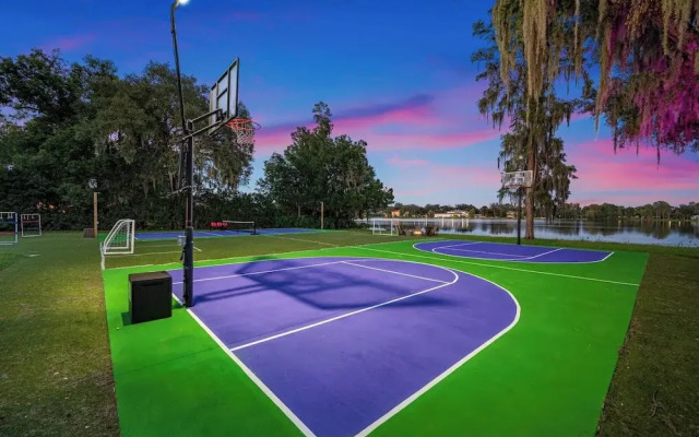 Exquisite Villa With Pool&games- 18 Guests