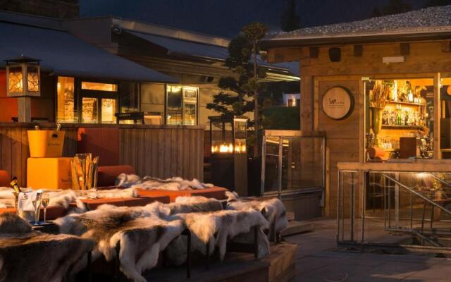 Family Friendly Chalet - Central with Beautiful Mountain Views