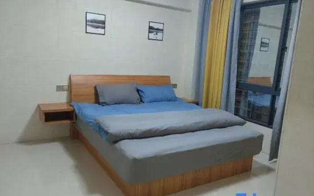 Youyi Theme Apartment (Quanzhou Dongche Station)