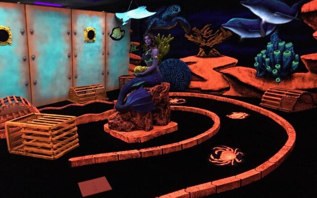 Sand Dunes Tower Suites and Villas