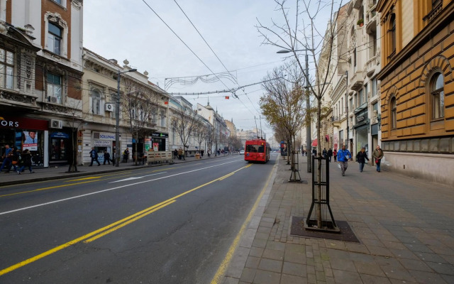 Urban Downtown Apartment