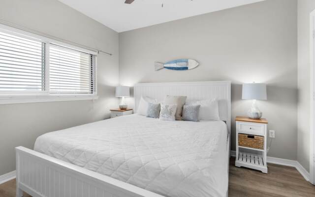 Emerald Isle Unit 206