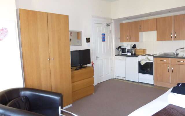 The Carlton Holiday Apartments