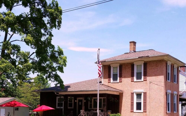 Carraway Guest House