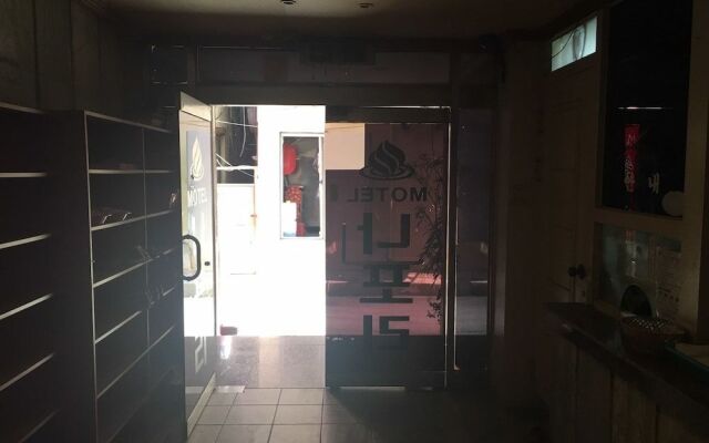 Napoli Motel