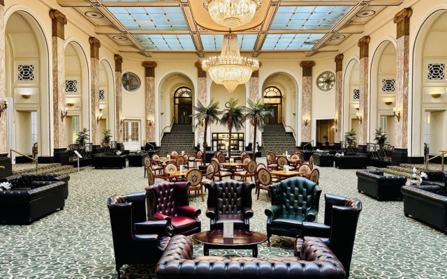 Britannia Adelphi Hotel