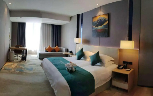 Zhong Rui Hotel