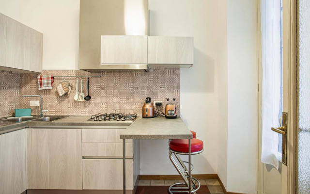 Restayled Chic Apartement