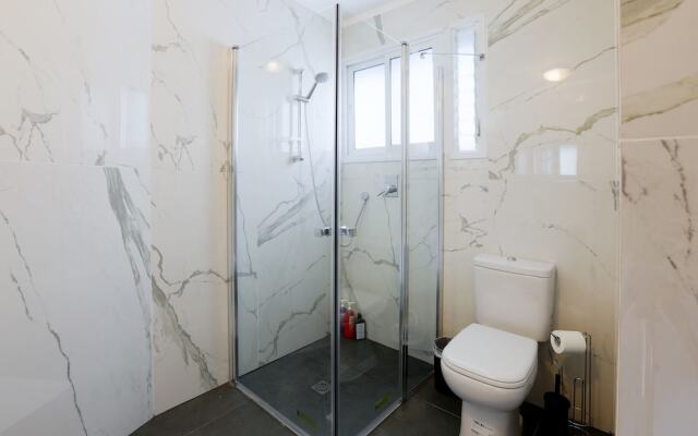 YT35 Luxury Boutique Serviced Suites