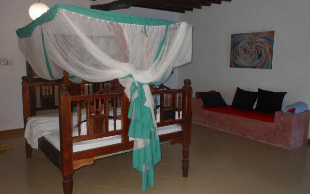 Mbuyuni Beach Village - Bungalows