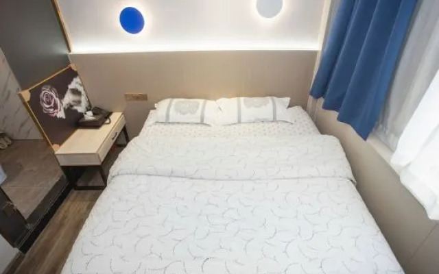 Guangzhou Jingtu Hotel (Beijing Road Pedestrian Street)