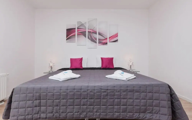 Riverside Apartments by Renters